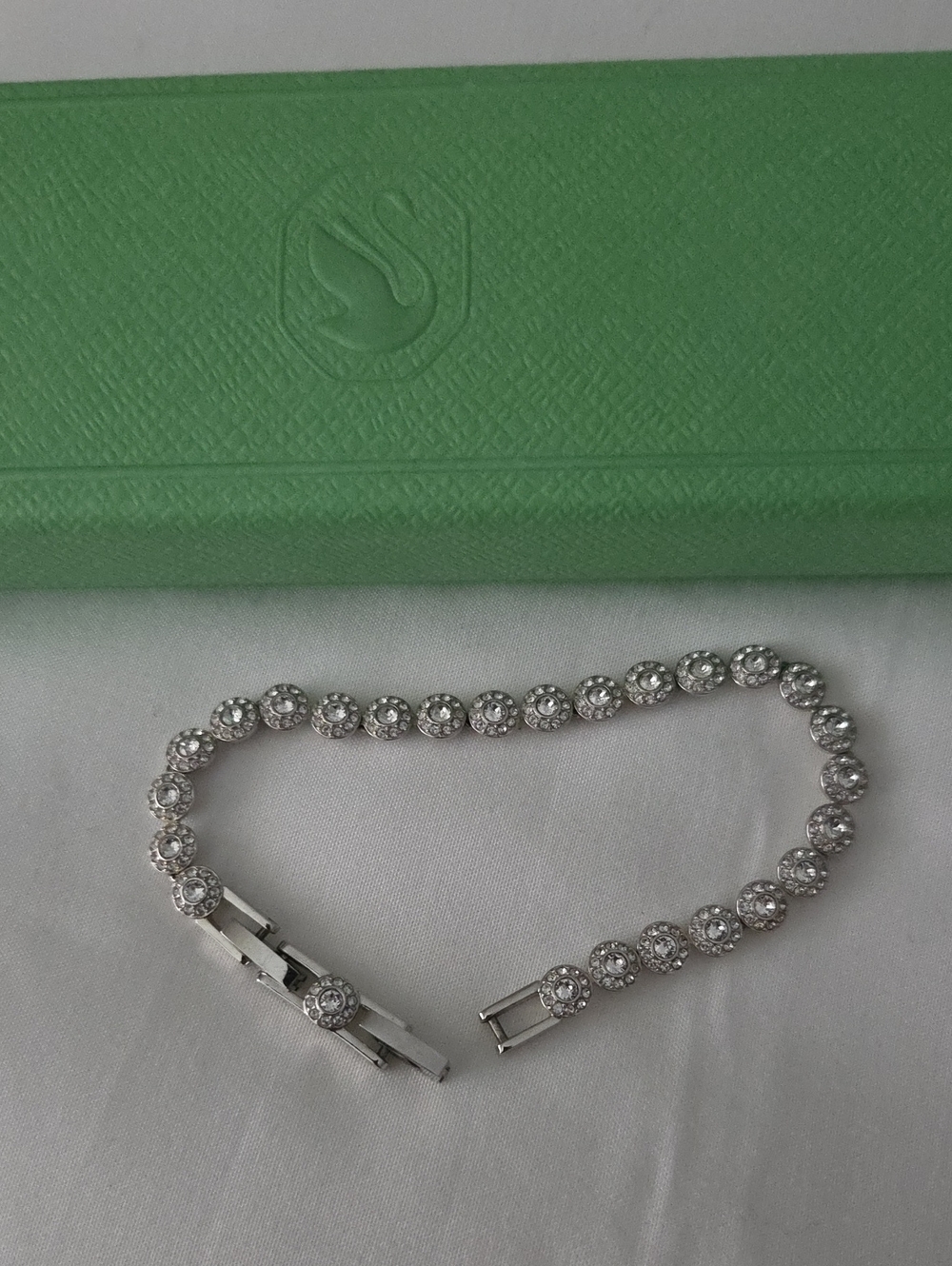 Elegant Silver Crystal Halo Tennis Bracelet - Unbranded